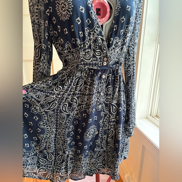 Chan Luu Navy and White Paisley Long Sleeve Dress Size Small - Picture 10 of 12